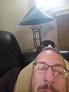 Snapshot of MEAT4urGRILL chatting on October 2025 09:04:01 PM MEAT4urGRILL online show from October 2025 09:04:01 PM