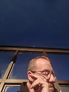 Snapshot of MEAT4urGRILL chatting on October 2025 01:56:02 PM MEAT4urGRILL online show from October 2025 01:56:02 PM