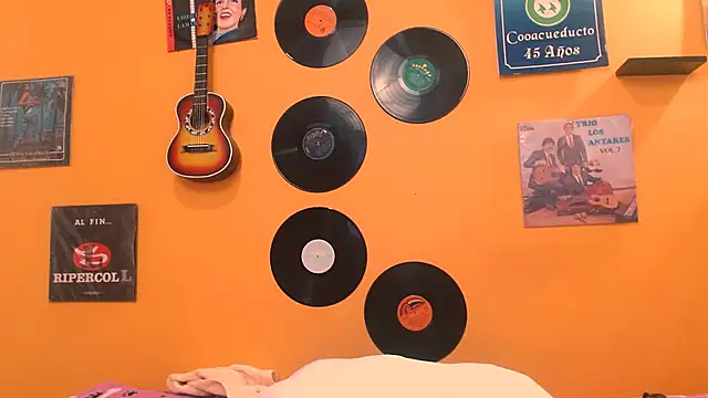 Snapshot of meisevil77 chatting on November 2025 02:00:01 AM meisevil77 online show from November 2025 02:00:01 AM