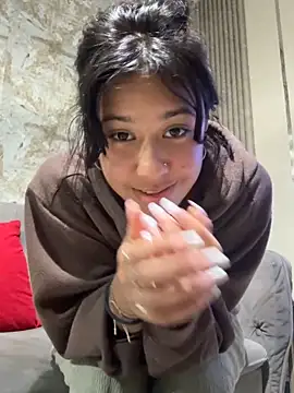 lynn9000 online show from October 2025 05:50:01 AM