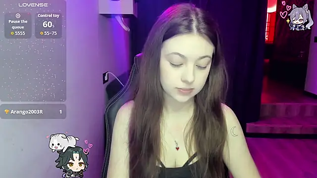 Snapshot of AmourLily chatting on October 2025 06:55:01 AM AmourLily online show from October 2025 06:55:01 AM