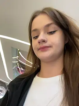 KittyQueeny online show from September 2025 02:10:01 PM