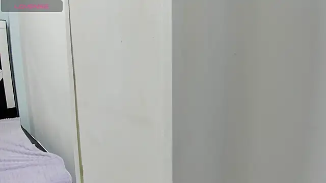 iisabella noa online show from October 2025 12:41:02 PM