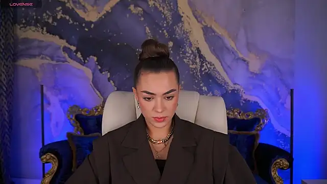 Snapshot of EricaSin chatting on October 2025 06:31:01 AM EricaSin online show from October 2025 06:31:01 AM