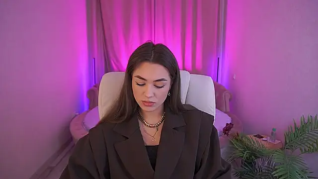 Snapshot of EricaSin chatting on October 2025 07:18:02 AM EricaSin online show from October 2025 07:18:02 AM