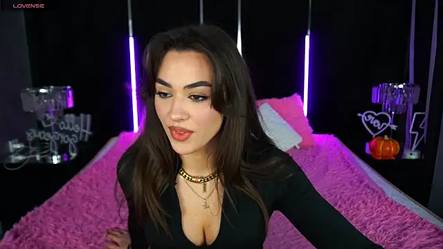 Snapshot of EricaSin chatting on November 2025 02:49:01 PM EricaSin online show from November 2025 02:49:01 PM