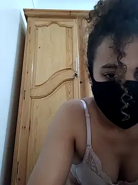 Snapshot of ghadiraa chatting on October 2025 02:21:02 AM ghadiraa online show from October 2025 02:21:02 AM