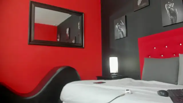 lilyth adam online show from September 2025 07:50:02 PM