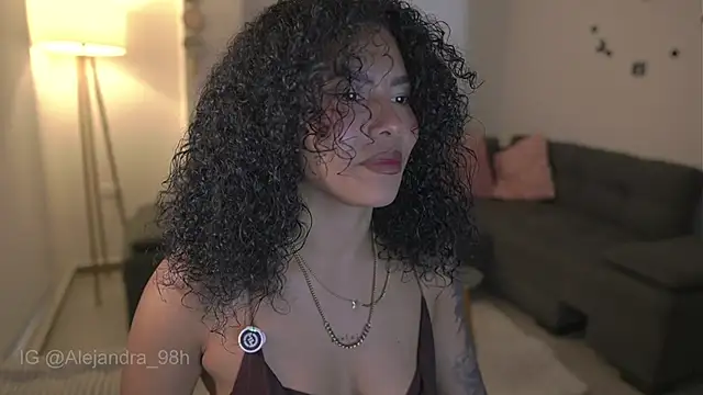 kyria 1 online show from November 2025 10:30:02 PM