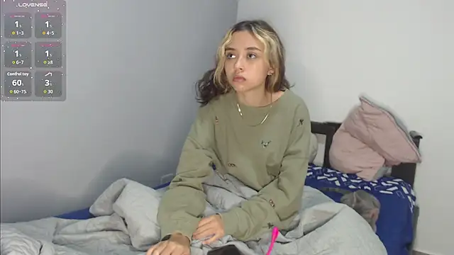 Snapshot of brisazanes chatting on September 2025 02:11:02 PM brisazanes online show from September 2025 02:11:02 PM