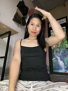 Snapshot of MinHiNi chatting on December 2025 07:25:01 AM MinHiNi online show from December 2025 07:25:01 AM