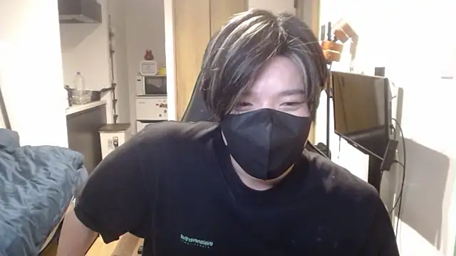 Snapshot of Mei-Tanaka chatting on October 2025 02:28:01 PM Mei-Tanaka online show from October 2025 02:28:01 PM