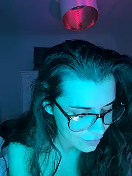 Snapshot of AlitaNova chatting on October 2025 09:56:01 PM AlitaNova online show from October 2025 09:56:01 PM