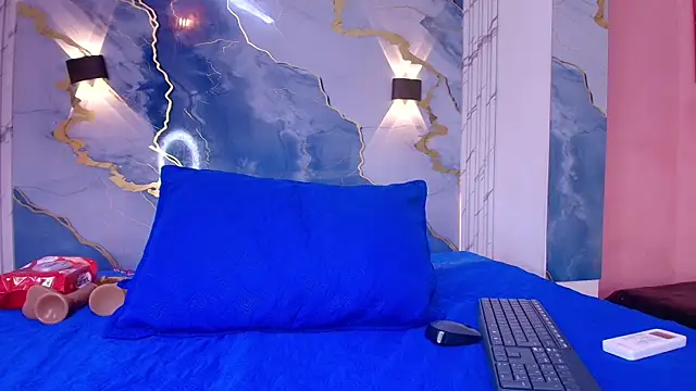 Snapshot of Anne_miller05 chatting on October 2025 07:23:01 PM Anne miller05 online show from October 2025 07:23:01 PM