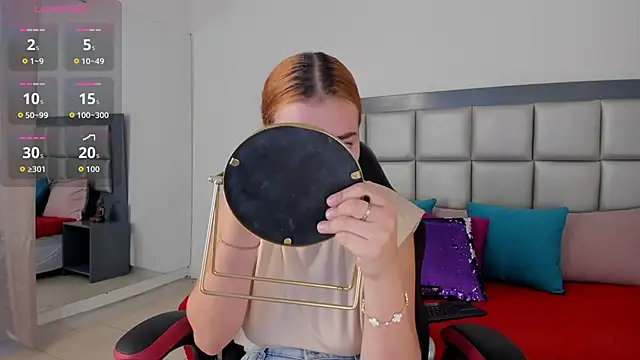 abbysmiths online show from September 2025 01:44:02 PM