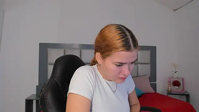 abbysmiths online show from September 2025 01:11:02 PM