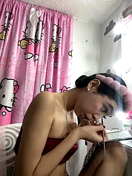 Snapshot of _Alix_7 chatting on October 2025 01:24:02 AM Alix 7 online show from October 2025 01:24:02 AM