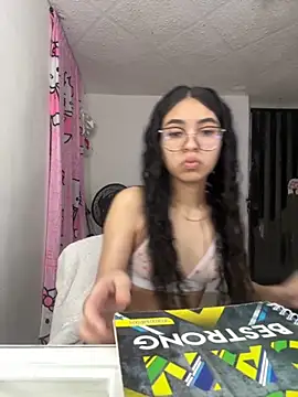 Snapshot of _Alix_7 chatting on November 2025 12:10:01 AM Alix 7 online show from November 2025 12:10:01 AM