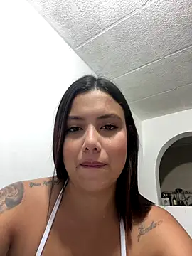 Snapshot of LICEET chatting on October 2025 08:51:02 PM LICEET online show from October 2025 08:51:02 PM