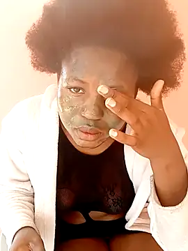 SweetHoney21  online show from October 2025 10:55:01 AM