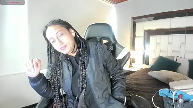 Adhara7 online show from October 2025 05:32:02 PM