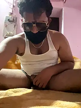 Snapshot of amitsharma7868 chatting on November 2025 03:45:01 PM amitsharma7868 online show from November 2025 03:45:01 PM