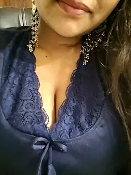 monika 555 online show from December 2025 10:11:02 AM