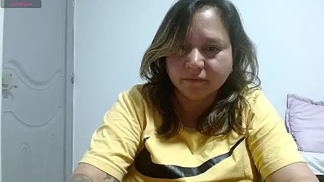 Snapshot of haashkyo chatting on October 2025 01:06:02 AM haashkyo online show from October 2025 01:06:02 AM