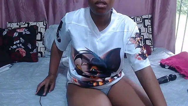 HoneyDripz 94 online show from November 2025 12:05:02 PM