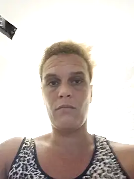 Snapshot of sarahkat86 chatting on November 2025 01:59:01 AM sarahkat86 online show from November 2025 01:59:01 AM