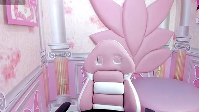 michell  petit  online show from October 2025 07:44:02 PM