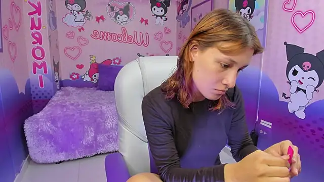 michell  petit  online show from October 2025 12:06:01 PM