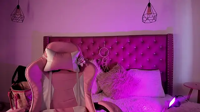 Snapshot of Jade_rey_ chatting on September 2025 08:34:02 PM Jade rey online show from September 2025 08:34:02 PM