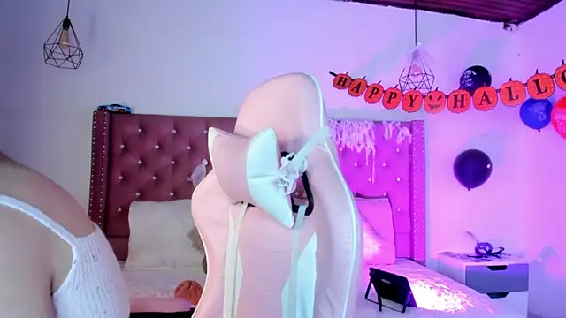 Snapshot of Jade_rey_ chatting on October 2025 08:10:01 PM Jade rey online show from October 2025 08:10:01 PM