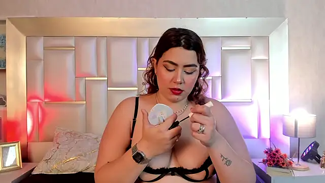 AdelaTaylor online show from October 2025 11:51:02 AM