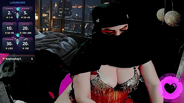 SultanaLayla online show from November 2025 07:45:02 PM