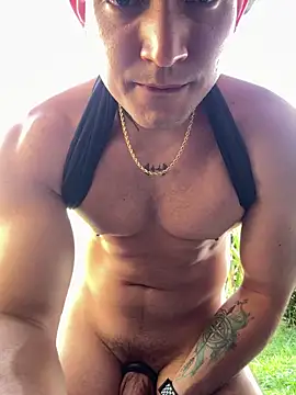 Marco Vega online show from October 2025 08:32:02 PM