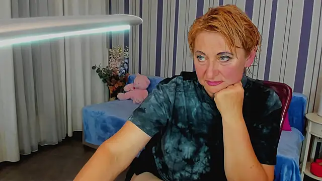 MilanaAlvis online show from October 2025 12:58:01 PM