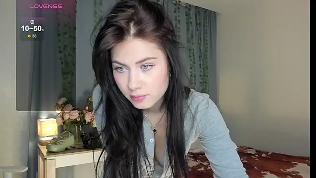 Vanellopes online show from November 2025 01:21:02 PM