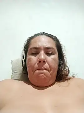 Snapshot of yyuly chatting on October 2025 01:27:02 AM yyuly online show from October 2025 01:27:02 AM