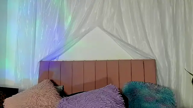 Tania xw online show from November 2025 03:06:01 AM