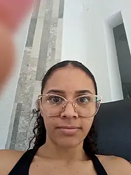 Britany Sweety online show from September 2025 06:13:02 PM