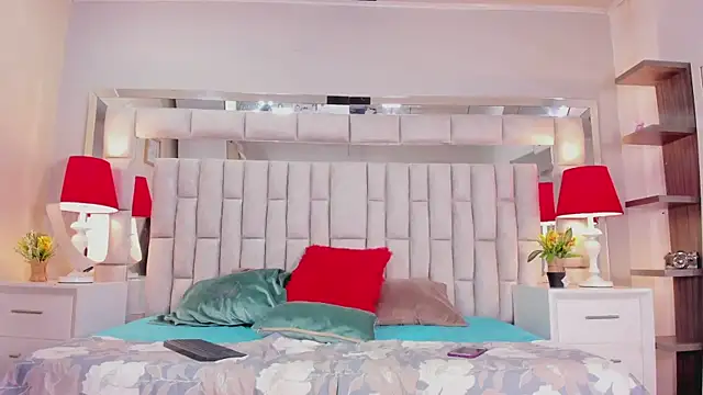 Snapshot of mia_rousse25 chatting on October 2025 01:09:02 PM mia rousse25 online show from October 2025 01:09:02 PM