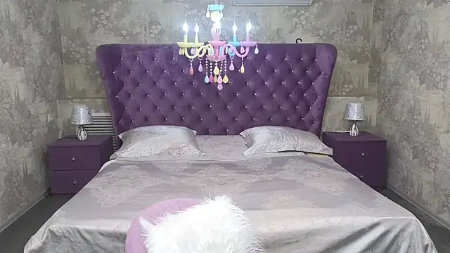 Anna Kenann online show from September 2025 07:02:01 AM