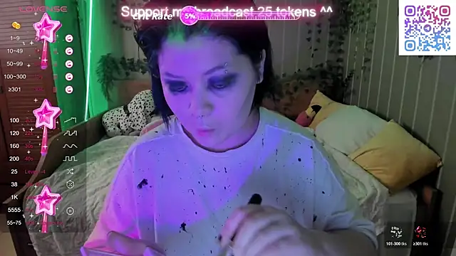 Snapshot of Alisa_Monroe chatting on October 2025 07:26:02 PM Alisa Monroe online show from October 2025 07:26:02 PM