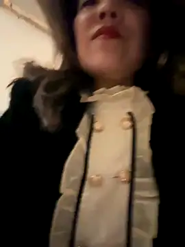 Snapshot of anna_yngs chatting on October 2025 01:25:02 PM anna yngs online show from October 2025 01:25:02 PM