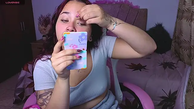 Snapshot of Leakitten chatting on October 2025 01:58:02 AM Leakitten online show from October 2025 01:58:02 AM