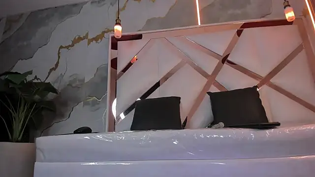 Snapshot of Anxelica_Macondo_ chatting on October 2025 01:58:01 PM Anxelica Macondo online show from October 2025 01:58:01 PM