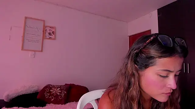 Snapshot of Ana__Pink chatting on November 2025 08:08:02 PM Ana Pink online show from November 2025 08:08:02 PM