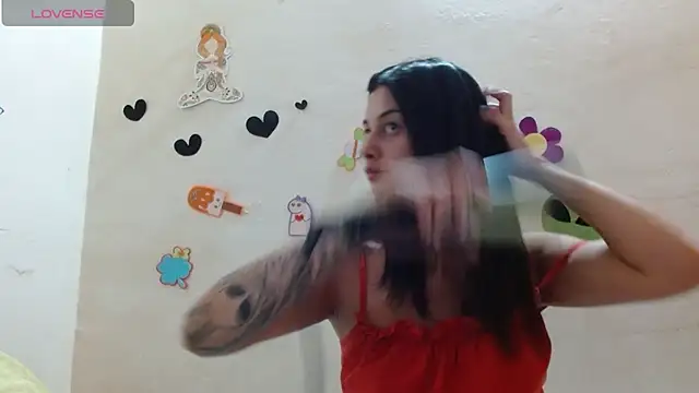 Akasha001 online show from October 2025 03:04:02 AM